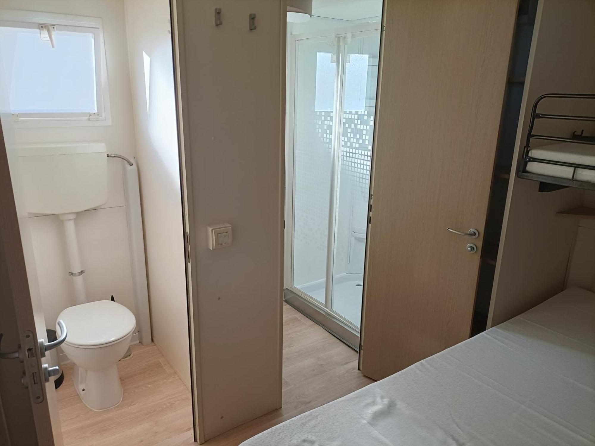 Chalet Camping River Italie Met 2 Slaapkamers Ameglia Zewnętrze zdjęcie