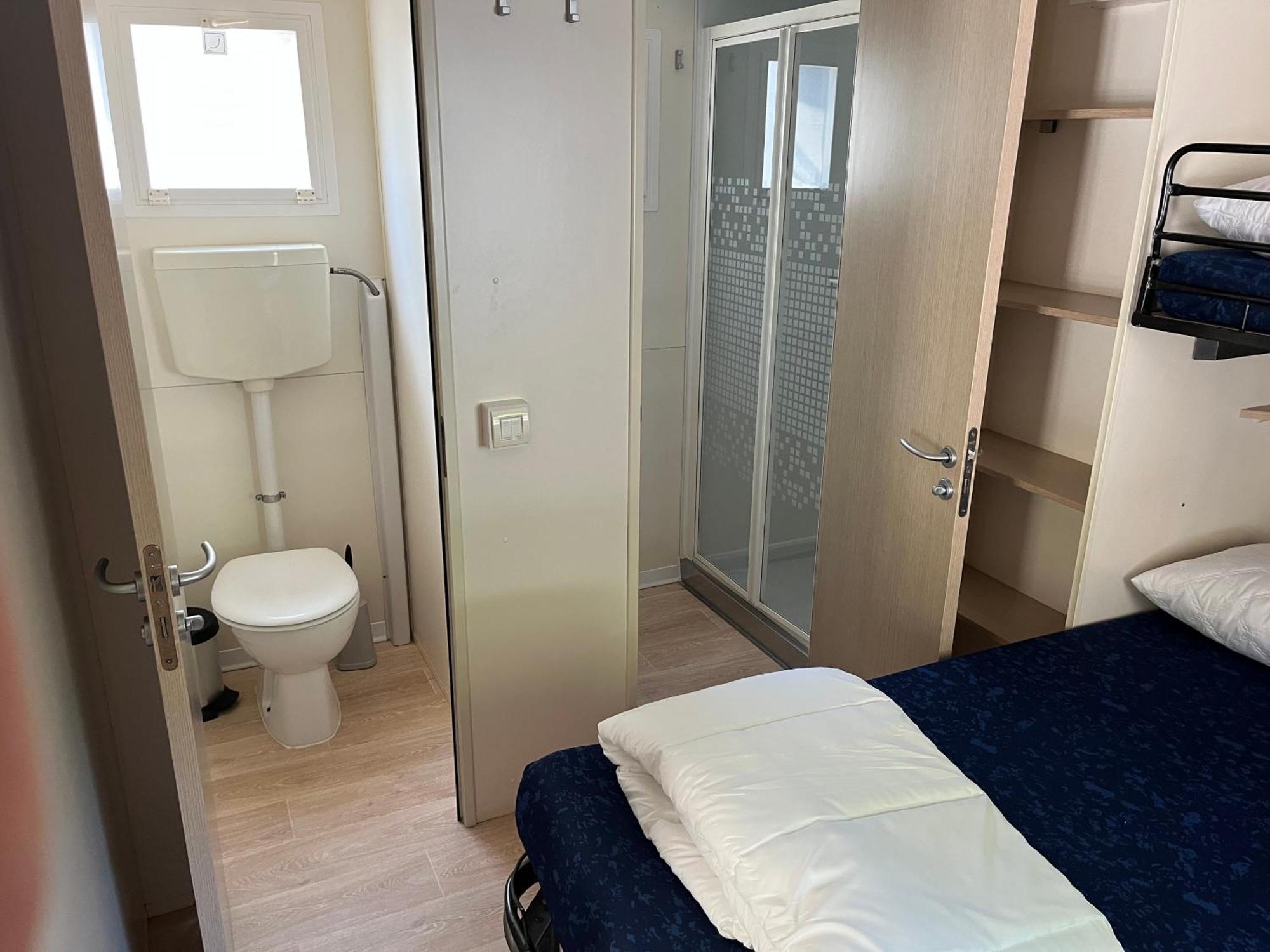 Chalet Camping River Italie Met 2 Slaapkamers Ameglia Zewnętrze zdjęcie