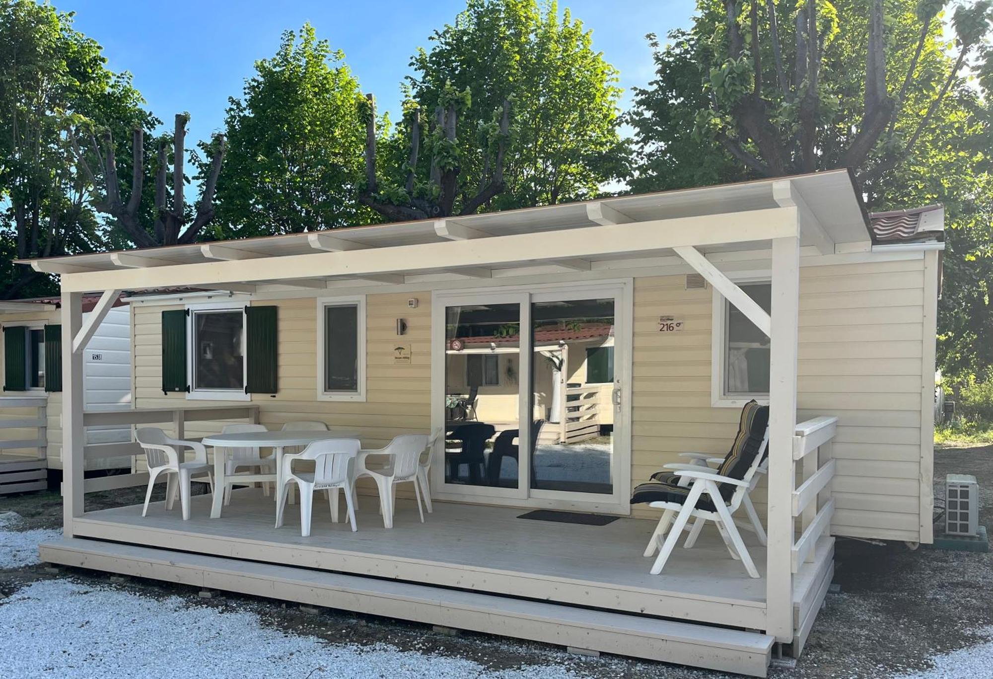 Chalet Camping River Italie Met 2 Slaapkamers Ameglia Zewnętrze zdjęcie